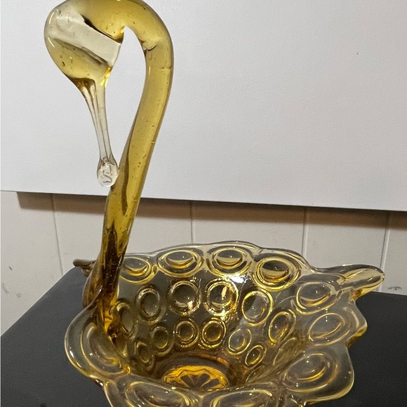 Preowned LE Smith Bulls Eye Honey Amber Glass Sean Candy Dish! - Picture 5 of 6